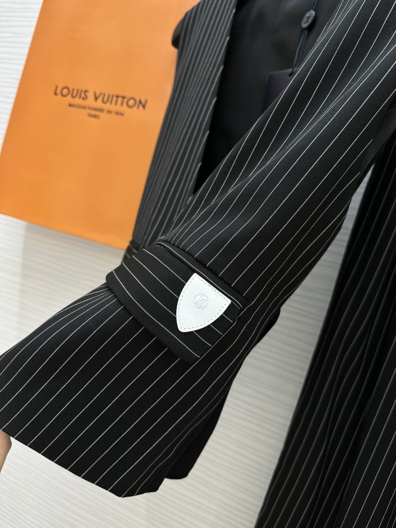 Louis Vuitton Long Suits